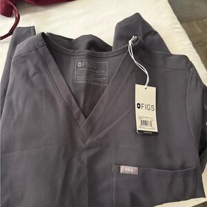 Figs Charcoal V-Neck Scrub Top